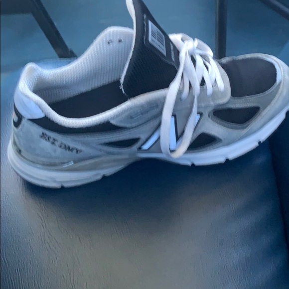 New Balance Shoes - New balances 990 v4